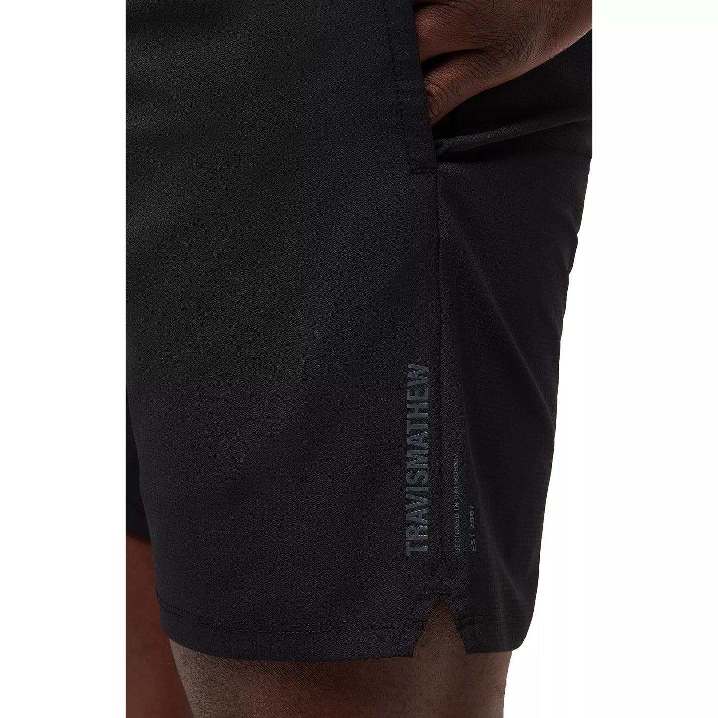Wanderlust Short - Black