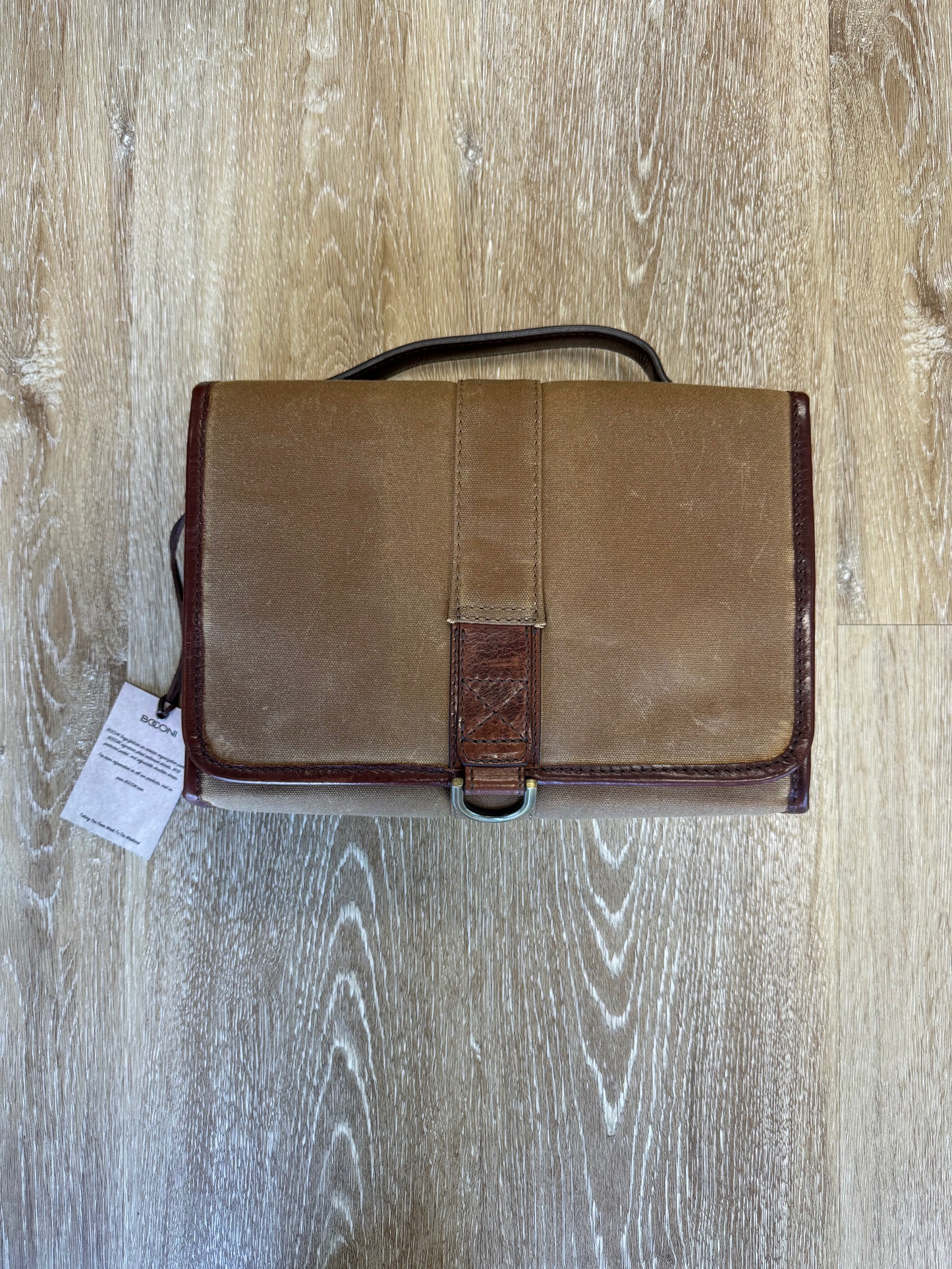 Waxed Canvas Hanging Travel Kit