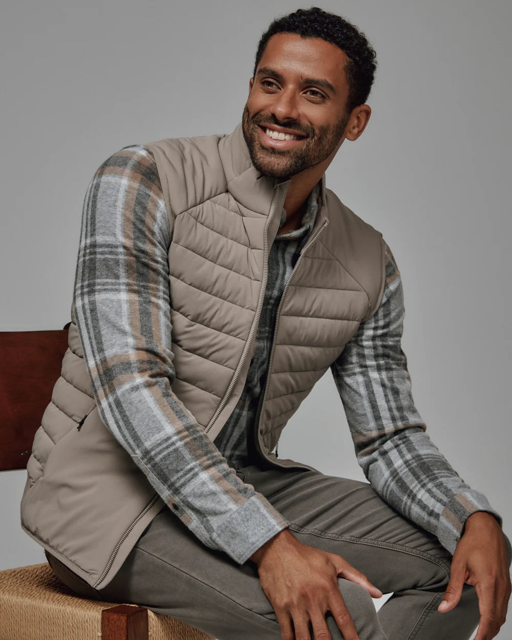 Atlas Vest - Clay