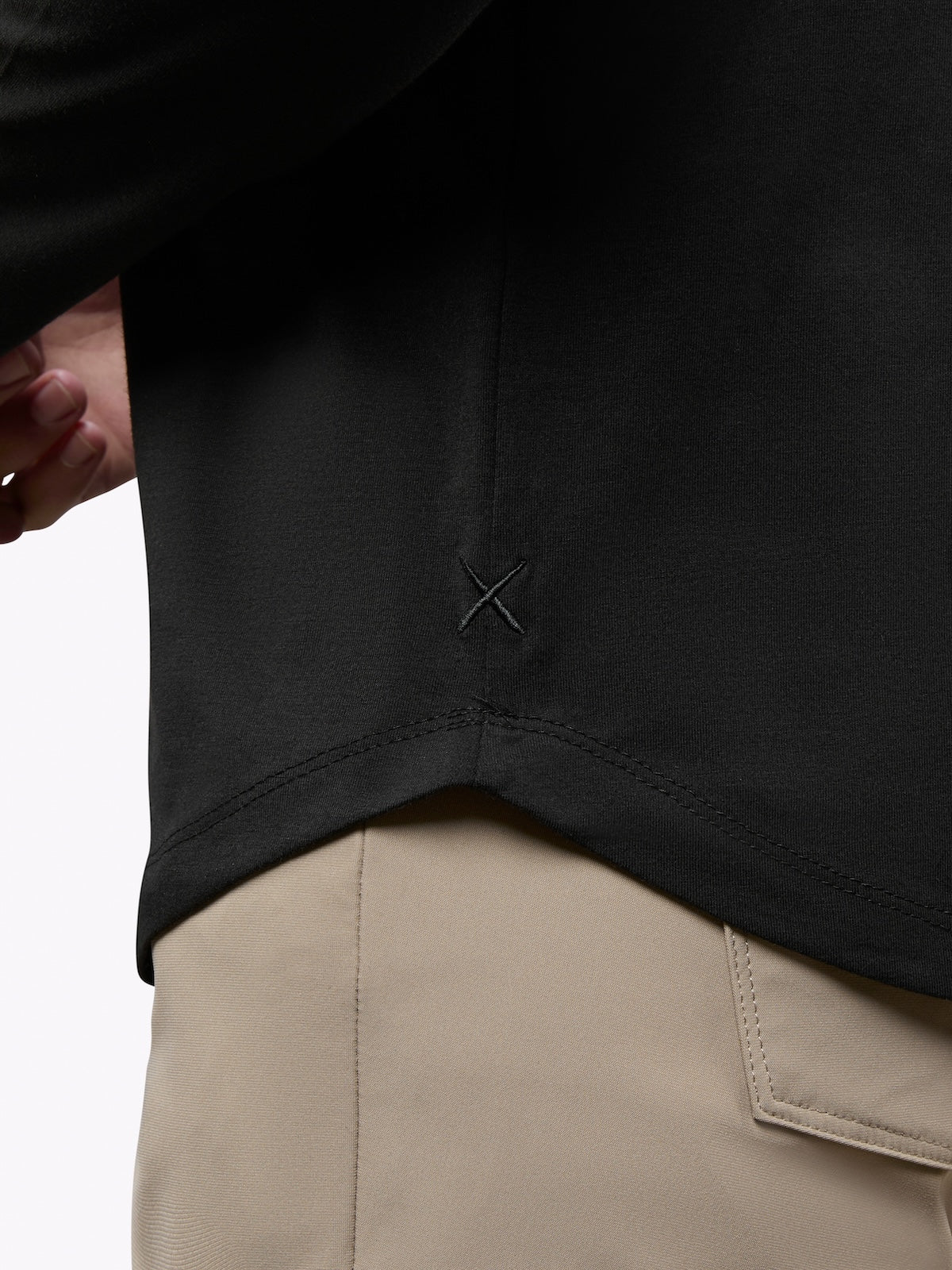 Long Sleeve Curve-Hem Tee - Black