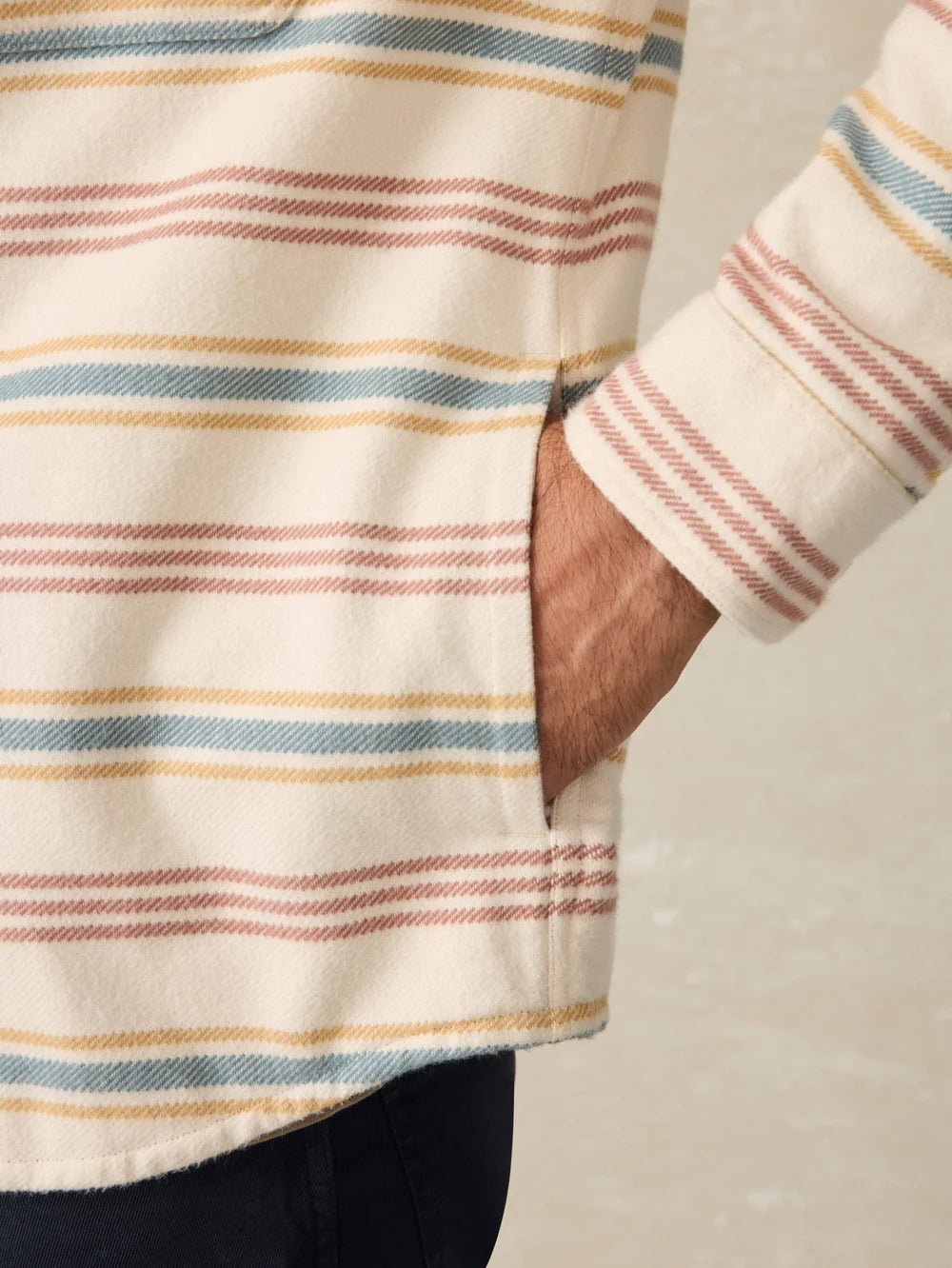 Wavebreaker Shirt - Dune Sky Stripe