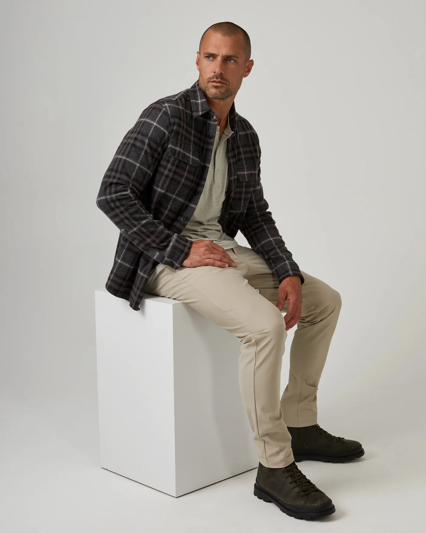 Generation Plaid Soft Knit - Charcoal